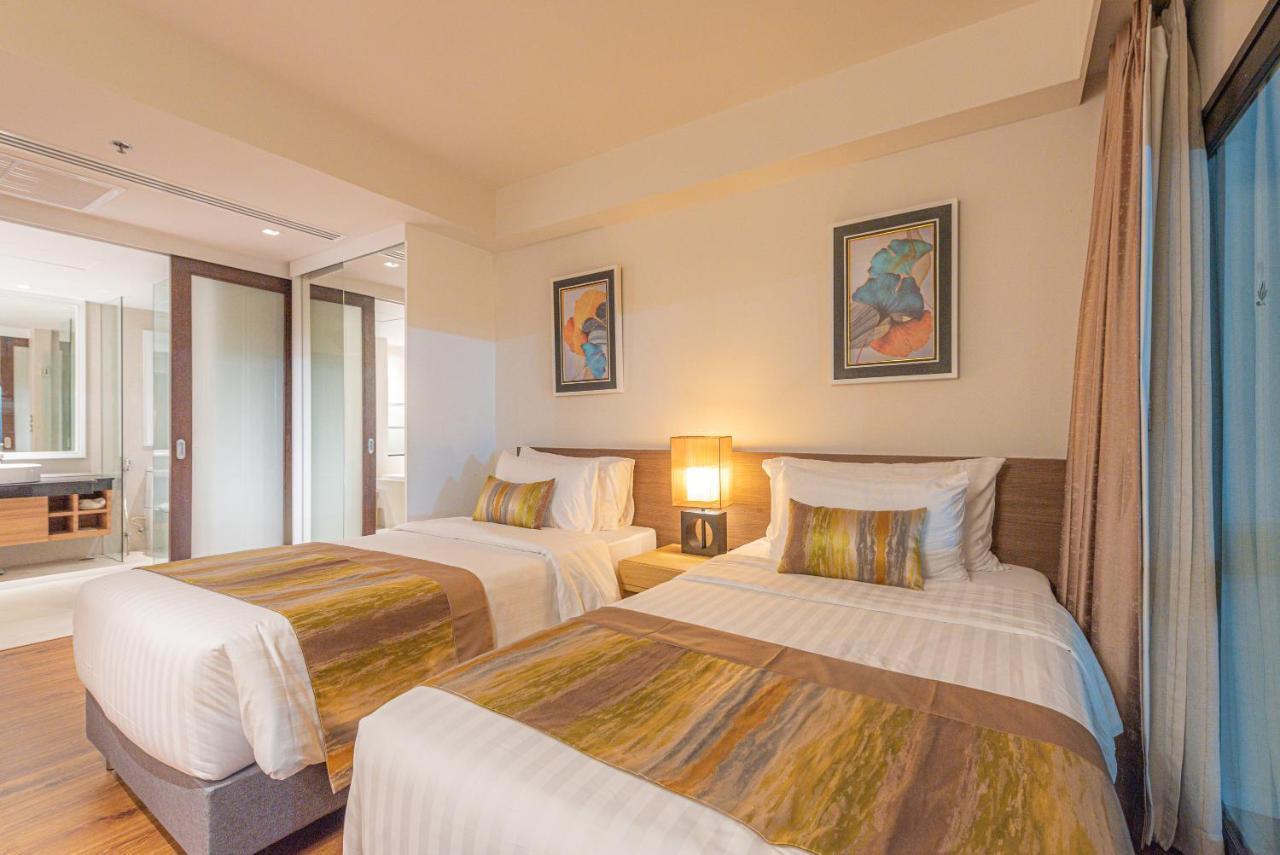 Summit Windmill Golf Suite Hotel At Suvarnabhumi Bangkok Eksteriør billede Deluxe Twin
