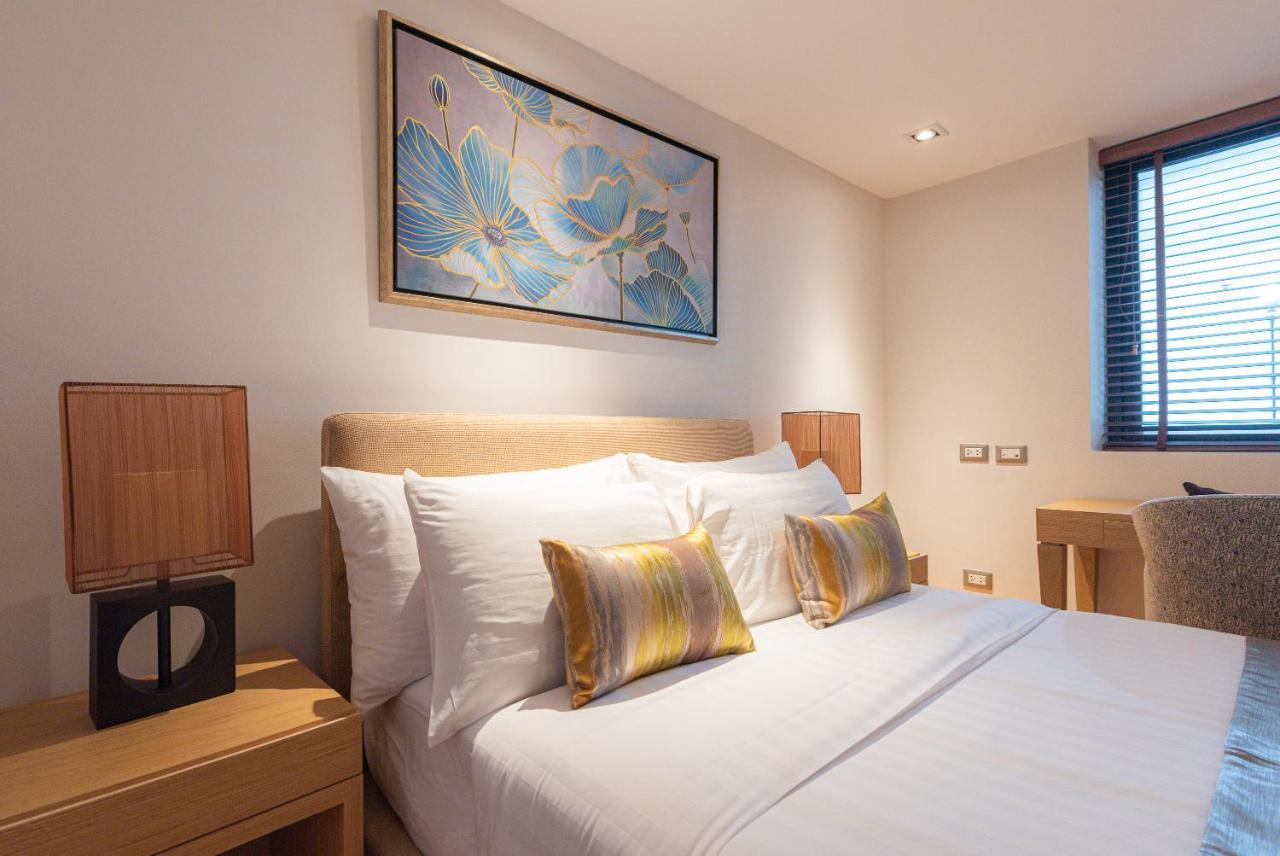 Summit Windmill Golf Suite Hotel At Suvarnabhumi Bangkok Eksteriør billede A bedroom at the hotel