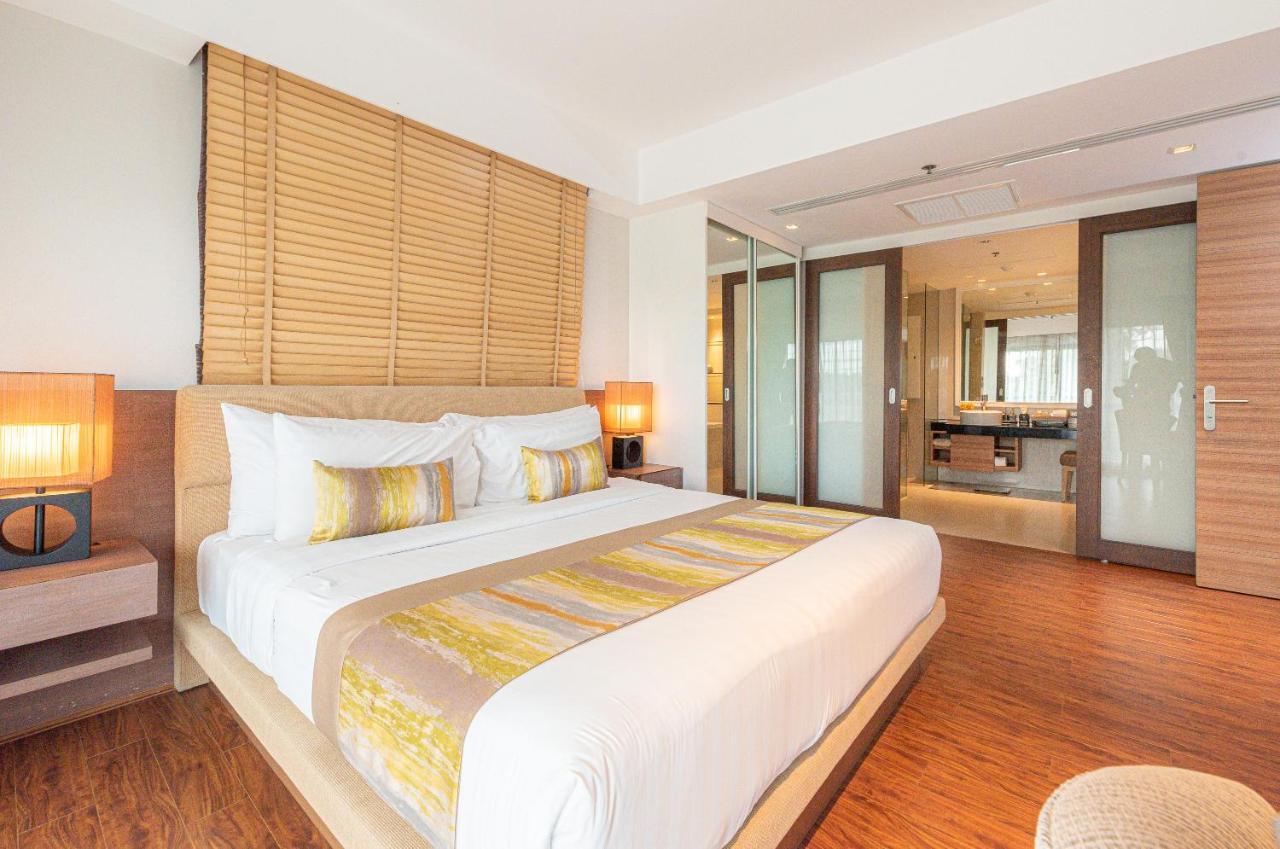 Summit Windmill Golf Suite Hotel At Suvarnabhumi Bangkok Eksteriør billede Deluxe Suite